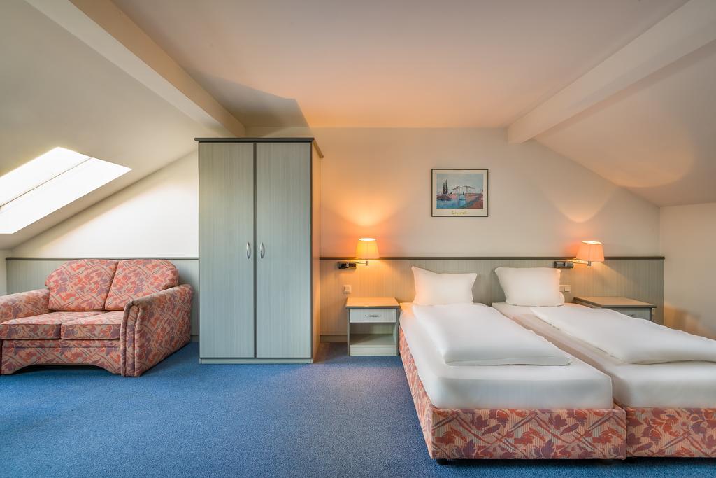 Hotel Am Bonhoefferplatz Dresden Dış mekan fotoğraf