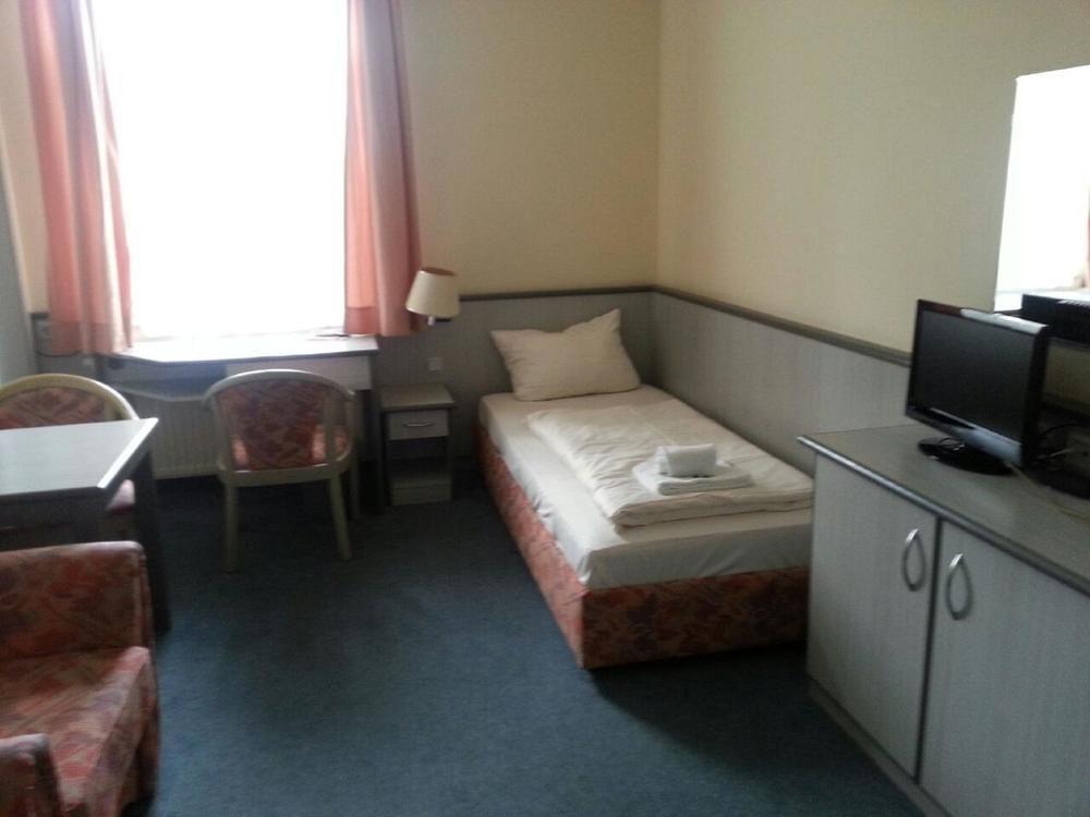 Hotel Am Bonhoefferplatz Dresden Dış mekan fotoğraf