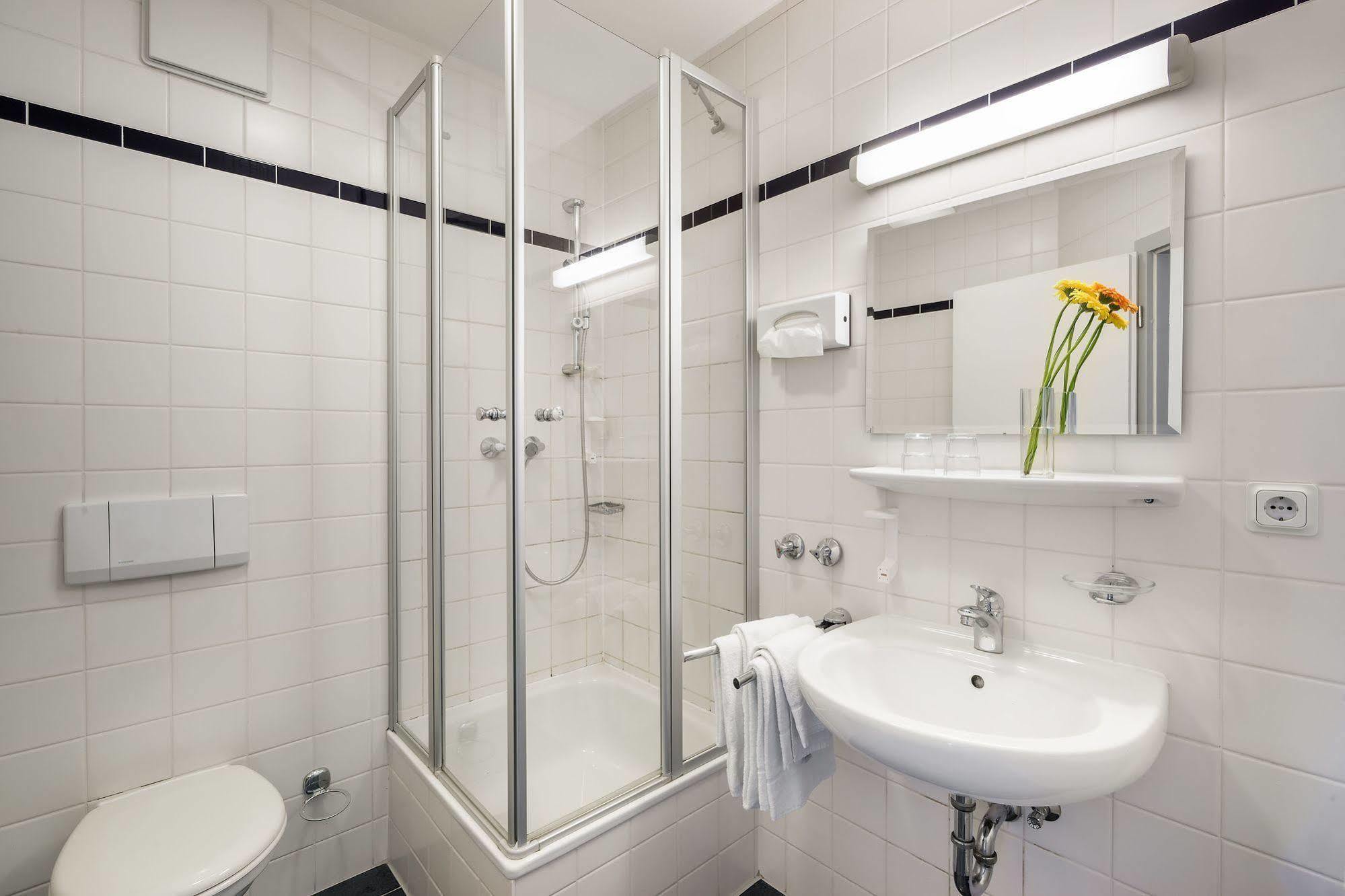 Hotel Am Bonhoefferplatz Dresden Dış mekan fotoğraf