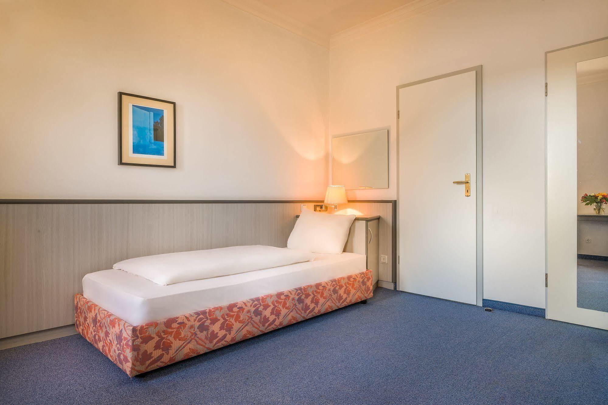 Hotel Am Bonhoefferplatz Dresden Dış mekan fotoğraf