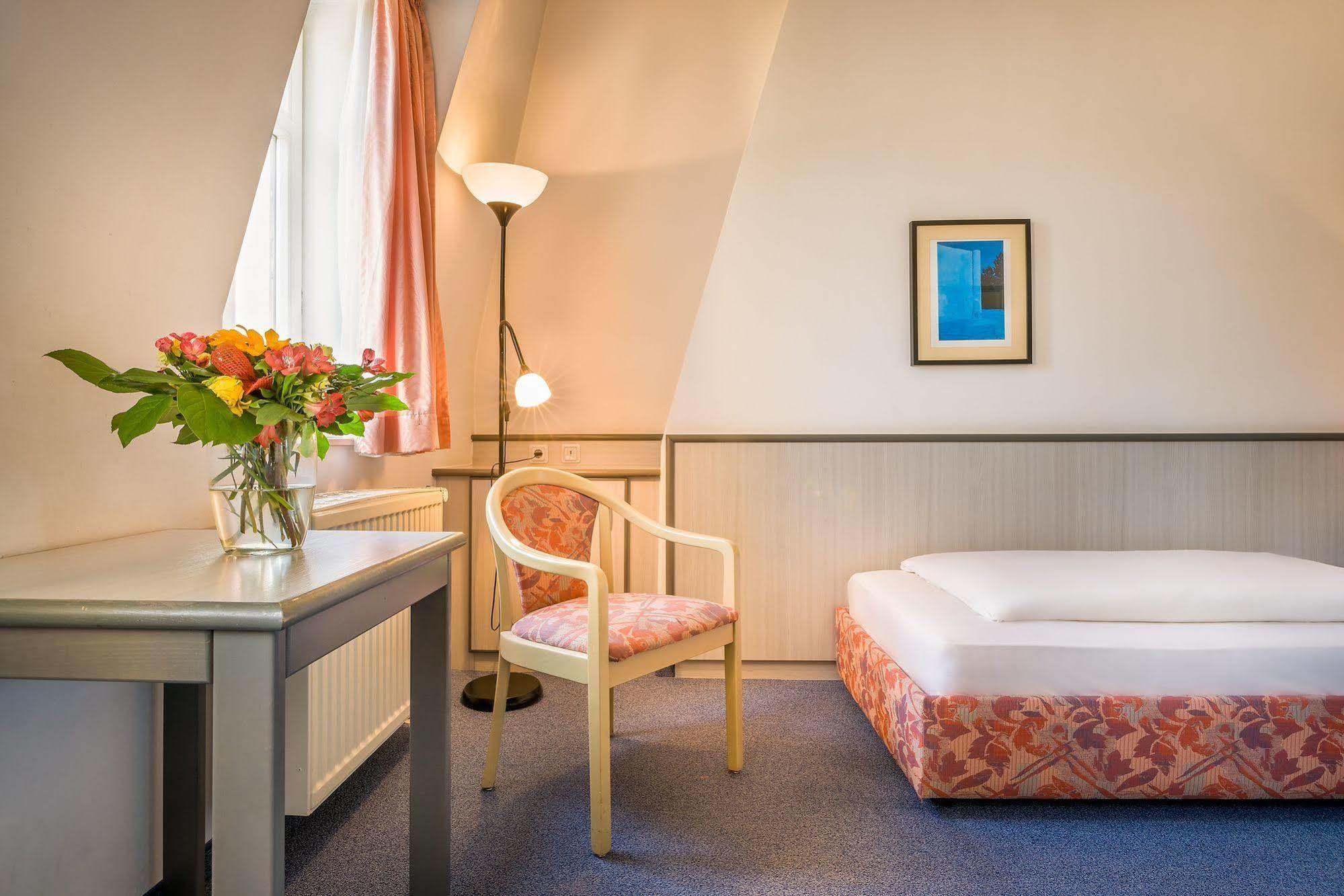 Hotel Am Bonhoefferplatz Dresden Dış mekan fotoğraf